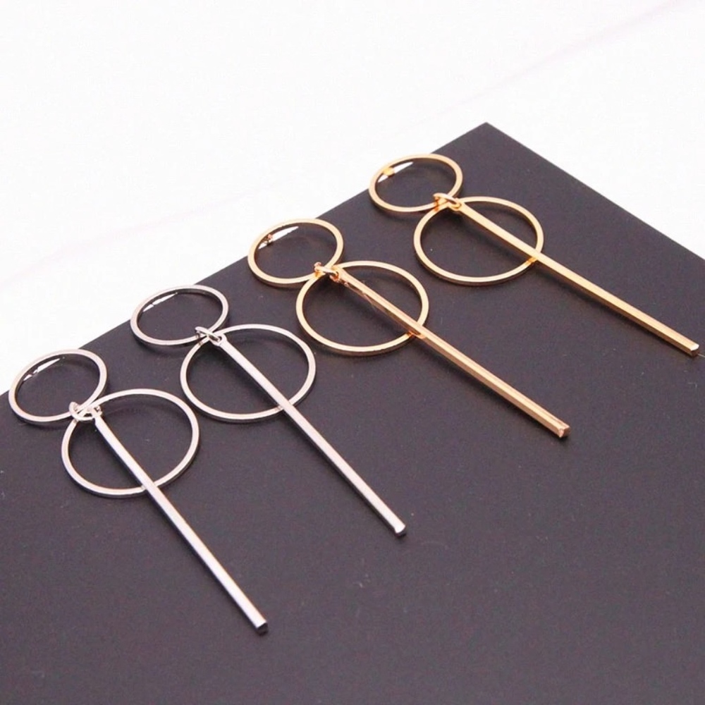 ✨GOLD MINIMALIST BAR + DOUBLE HOOP DROP EARRINGS✨ - Picture 4 of 6